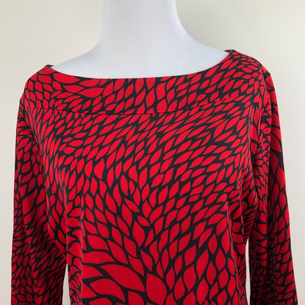 Dress Barn Red&Black Top. Size Medium